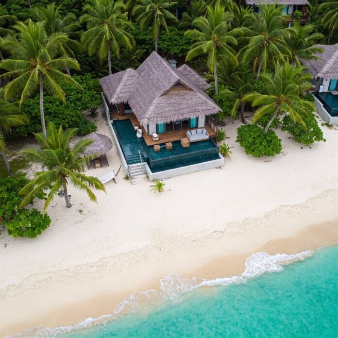 Tropical Beach Villa Tropical Beach Villa